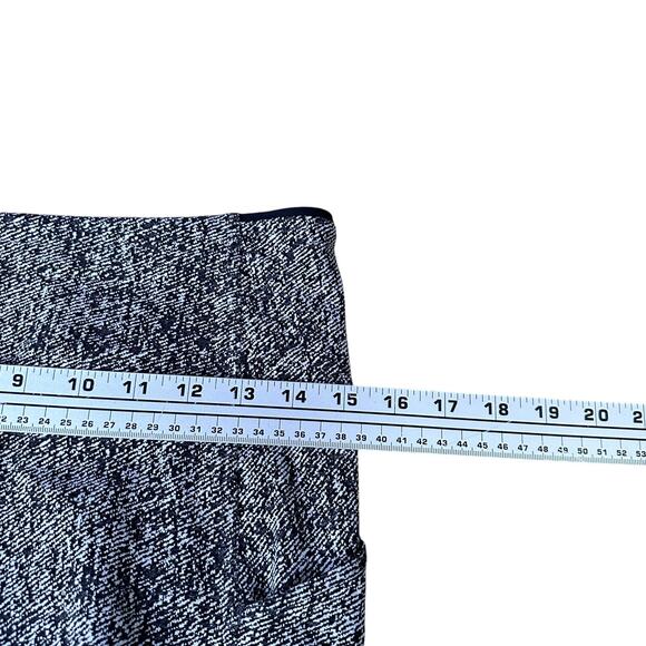 Lululemon Run On Tight Leggings Women’s 8 Black White Power Luxtreme Denim Twill - Picture 5 of 7